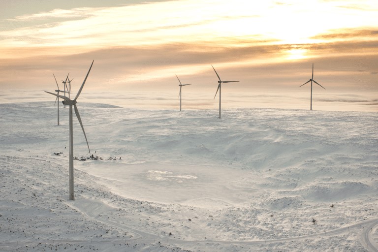 Энергию ветра в Арктике направят в мирное русло