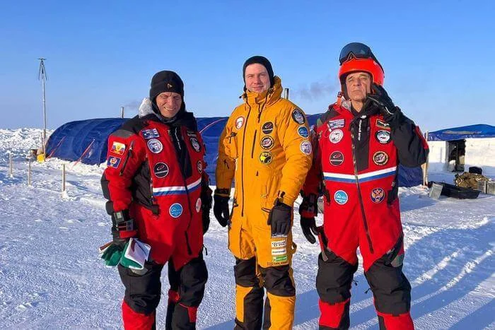 Первый в мире стратосферный прыжок посвящён России и освоению Арктики