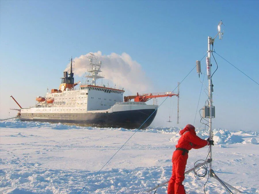 В РАН создали комиссию по вопросам освоения и развития Арктики