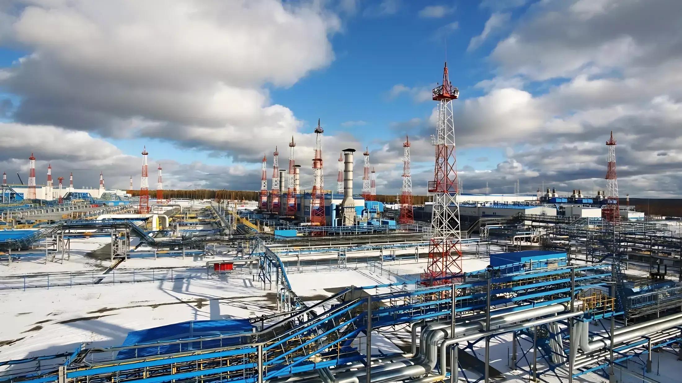 Газпром продлил лицензию на добычу газа в Якутии на 176 лет